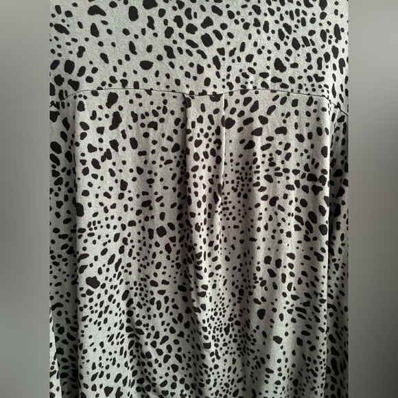 Millibon Black and Gray Animal Print Button-Down Shirt S - Picture 8 of 12